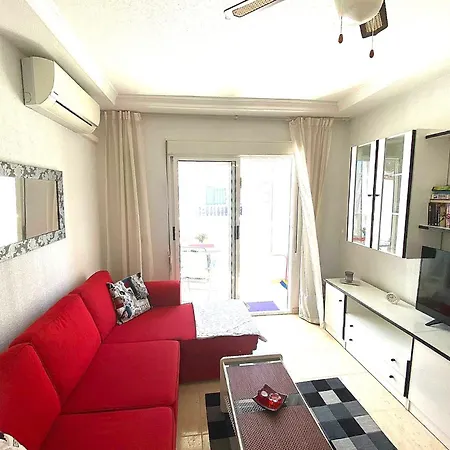 Beautiful Flat In Torrevieja, On The Spanish Seaside - Szep Lakas Torreviejaban, A Spanyol Tengerparton * Torrevieja